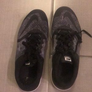 Nike running cross trainers